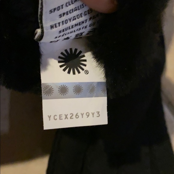 UGG gloves - Picture 4 of 4